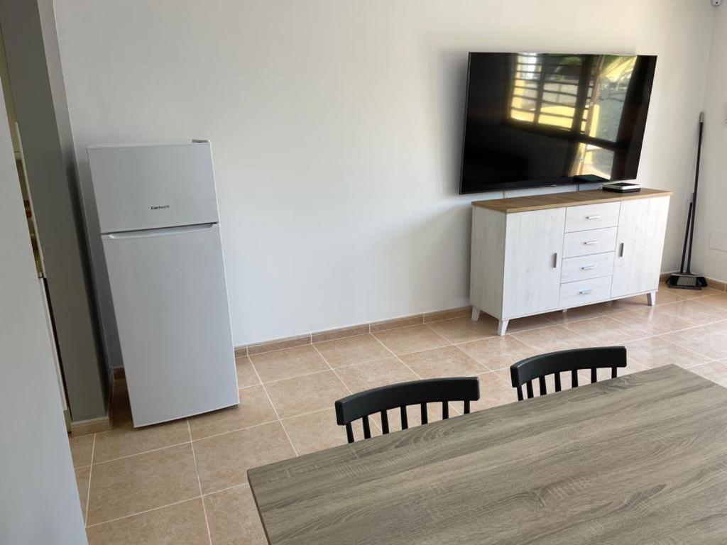 Casa Mari Y Jose Con Grandes Piscinas Y Wifi Gratis Appartement Corralejo Buitenkant foto
