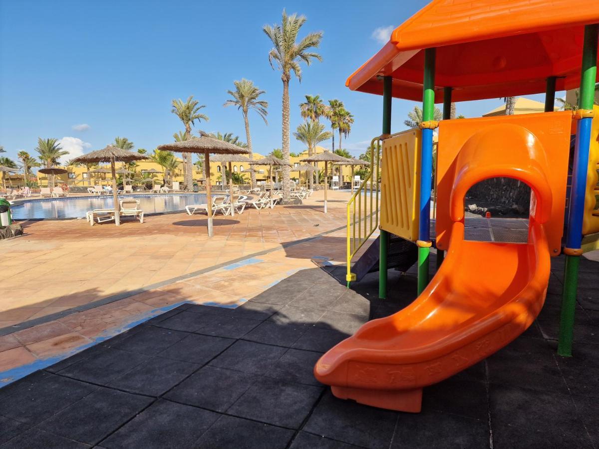 Casa Mari Y Jose Con Grandes Piscinas Y Wifi Gratis Appartement Corralejo Buitenkant foto